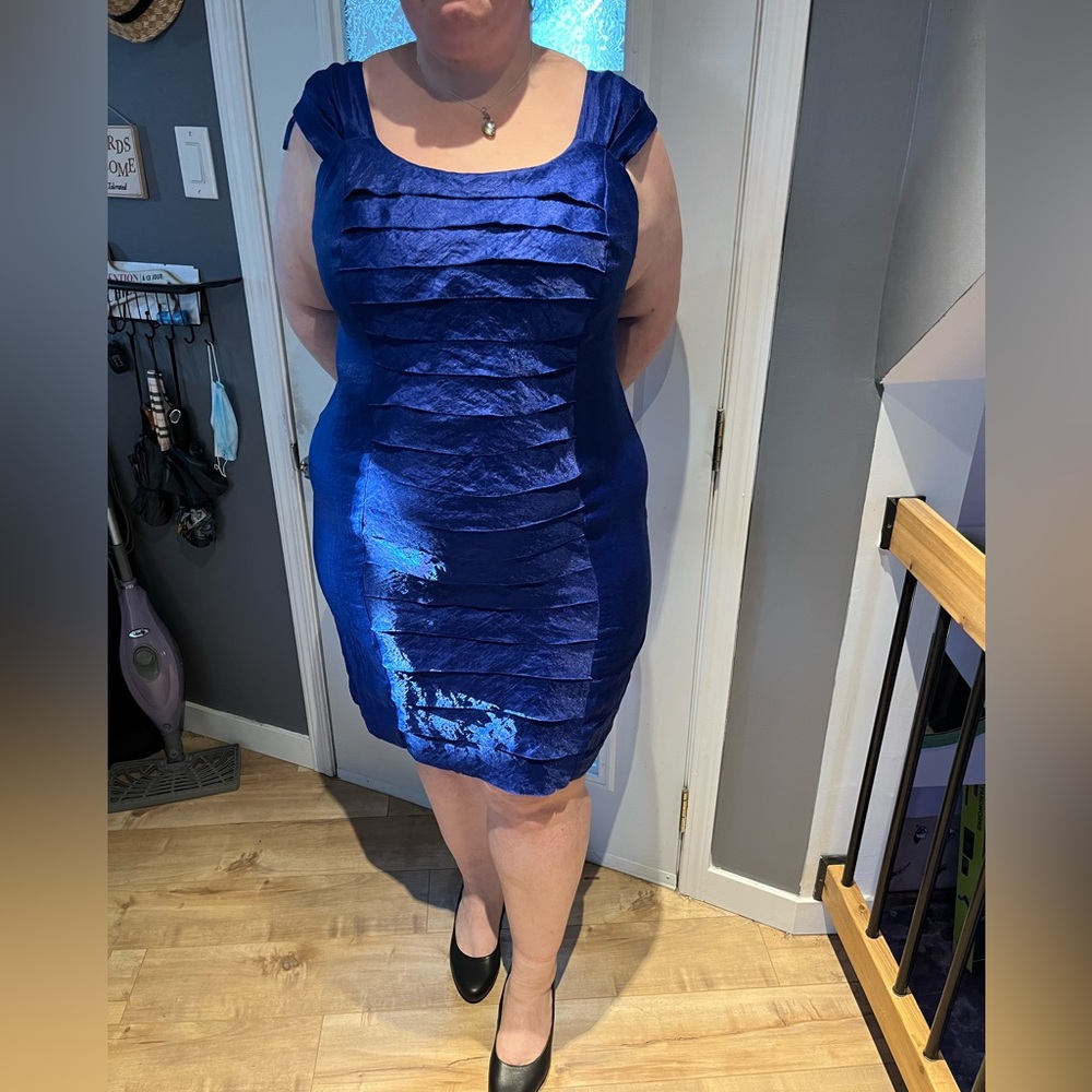 EUC 18W Michel Antoni Blue Shimmering Dress